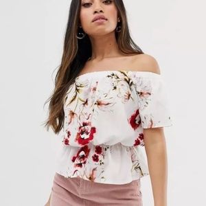 NWT Parisian Off Shoulder Top in Floral